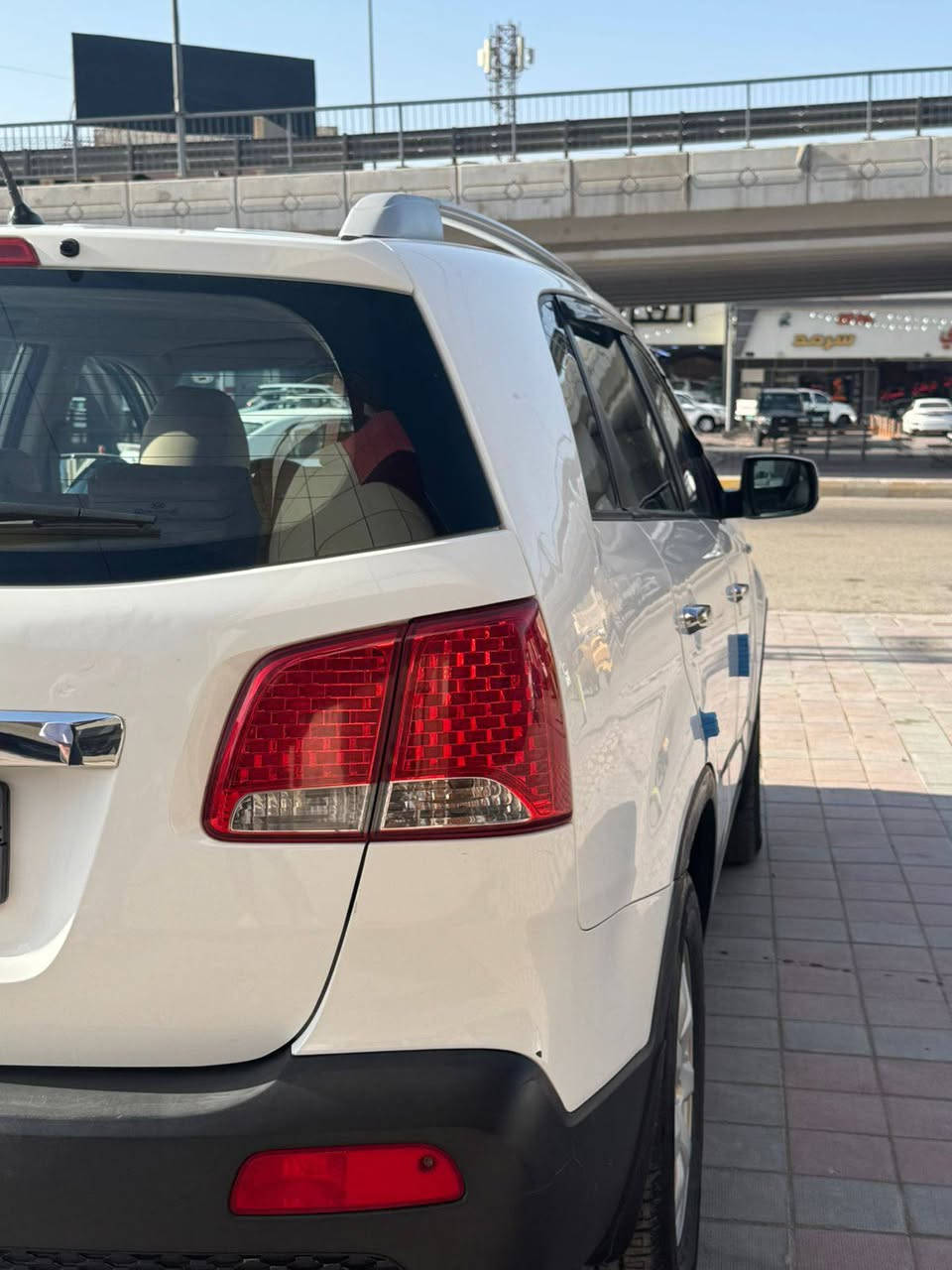 كيا سورنتوا 2012
7 راكب 
4 سلندر  2400 محرك دوش 
رقم اربيل 
للبيع السيارة كلش نضيفة 
السعر 150 وبي مال للشراي 
الامانة عندي ضرف ومستعجل على بيعتها
للاستفسار الاتصال   (***********)
