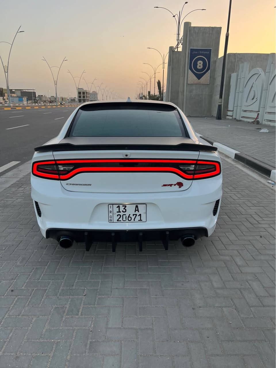 جارجر RT 
2016 اصل بسمي 
سياره بيها 3 قطع صبغ بابين وجاملغ أمامي 
وبيها شبر بداير الجاملغ الخلفي 
عليها تحديث SRT بنيد ودعاميات 
عليها ادامه كامله بلكات جدد مجاول نوزلات ومنضومه ماي 
سياره عليها داون بايب وكروز 2.75 من المحرك للدعاميه جديد تفصال ودبات تحكم ريموت صار شهر من شادهن
السعر 173 وبيها مجال 
مكاني بصرة *********** البصرة, العراق
