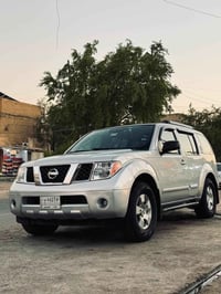 سيارة نيسان بافندر 2007 للبيع سيارة عليها ادامة كاملة تبريد وكشنات ودو...
