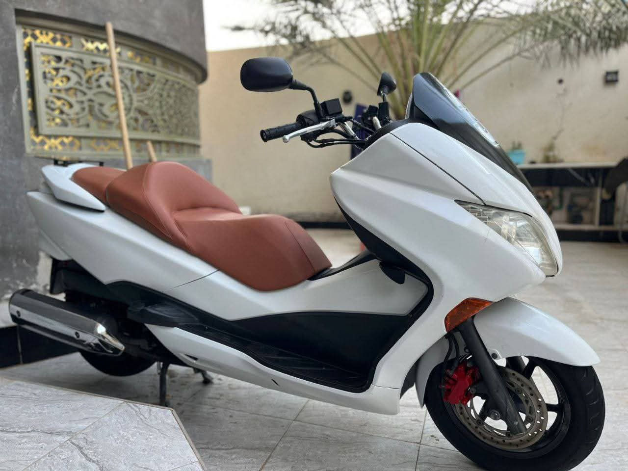 سلام عليكم دراجه فورزه 0-10 للبيع دراجه كفاله من كلشي محرك كير كفر بدي كامله وجاهزه مال جناي 
سعره مليون و500 المكان ناصريه قرب جسر الهولندي مامتواجد بلفيس وهذه رقمي ***********
