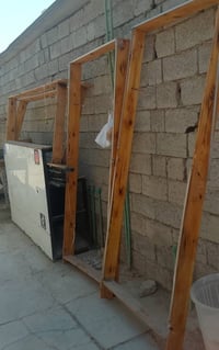 اغرض محل موبايلات ميز صيانه وافريم كامل مع قواعد مال اكسسوارت العدد 4 ...