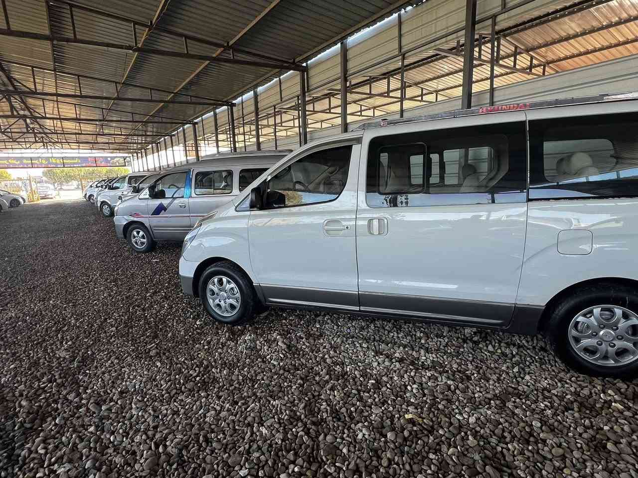 سلام عليكم من معرض عراق لأوصياء يتوفر جميع أنواع السيارت الستاركس هاتف المعرض
*********** سيد محمود الشرفي
