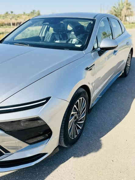 السلام عليكم  

بيع مستعجل وسريع وبلاش

للبيع سوناتا موديل 2025 هايبرد 
رقم بابل باسمي سنويه جديده 
مداور ثاني يوم 
ماشيه 2000 زيرو

مواصفات فول عدا الفتحه 
بصمه
كراسي كهرباء 
كامره خلفيه 
رادارات اماميه خلفيه 
تحديد مسار 
تدفئه بلكراسي
تشغيل عن بعد 
توقف ذاتي 
حادث 3قطع طبغ فيديو موضع مكان الصبغ 
تصليح درجه أولى 
سياره على وضع الشركه 
السعر 165
اتصال 
***********
