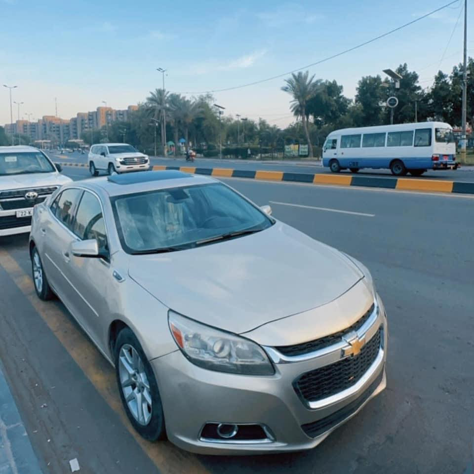 السلام عليكم
ماليبو ٢٠١٤ فول عدا البصمه رقم بغداد باسمي 
السياره بيها رش حزام توحيد لون و تصليح بالدواسات
محرك كير مكفول وجديد السياره صارلها سنتين الحمدلله خير من الله عارضها للبيع فقط متوازي على فلوس 
سعرها ٨٨ ورقة 
مكاني بغداد حي القادسية 
*********** 
اخوية عجبتك السياره اتصل و تعال شوفها ونتفاوض
وبخدمتك لا تعامل بالتعليقات او الاتصال
