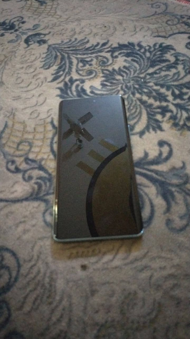 جهاز هونر اكس 9سي جاهز  مكفول مابي كسر ولا مصلح ذاكرته 256نضيف جهاز مكاني دوانيه مركز سعر 340وبي مجال قليل شراي يتصل وبي وتساب ***********

