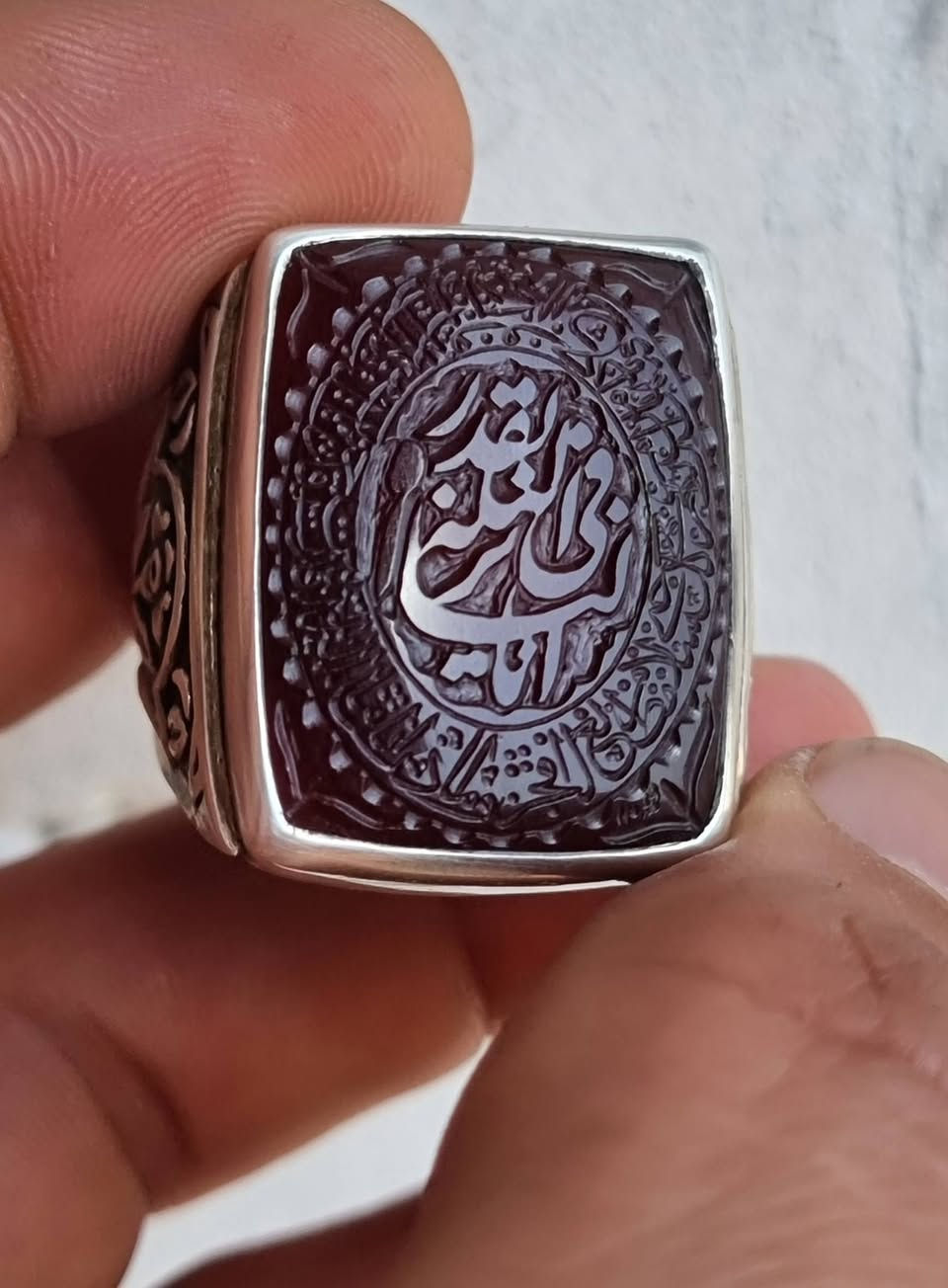 عقيق يماني كرز الكرز خامه درجه اولى حر غير معالج طبيعي مخطوط خط يدوي 🔥سورة القدر المباركه كامله 🔥
بسم الله الرحمن الرحيم إِنَّآ أَنزَلۡنَٰهُ فِي لَيۡلَةِ ٱلۡقَدۡرِ (1) وَمَآ أَدۡرَىٰكَ مَا لَيۡلَةُ ٱلۡقَدۡرِ (2) لَيۡلَةُ ٱلۡقَدۡرِ خَيۡرٞ مِّنۡ أَلۡفِ شَهۡرٖ (3) تَنَزَّلُ ٱلۡمَلَٰٓئِكَةُ وَٱلرُّوحُ فِيهَا بِإِذۡنِ رَبِّهِم مِّن كُلِّ أَمۡرٖ (4) سَلَٰمٌ هِيَ حَتَّىٰ مَطۡلَعِ ٱلۡفَجۡرِ
بصياغه يدويه ثقيله للبيع مكاني بغداد يوجد توصيل إلى جميع المحافظات للبيع فقط فقط أحبتي الغوالي ما اراوس بس ابيع 
***********

