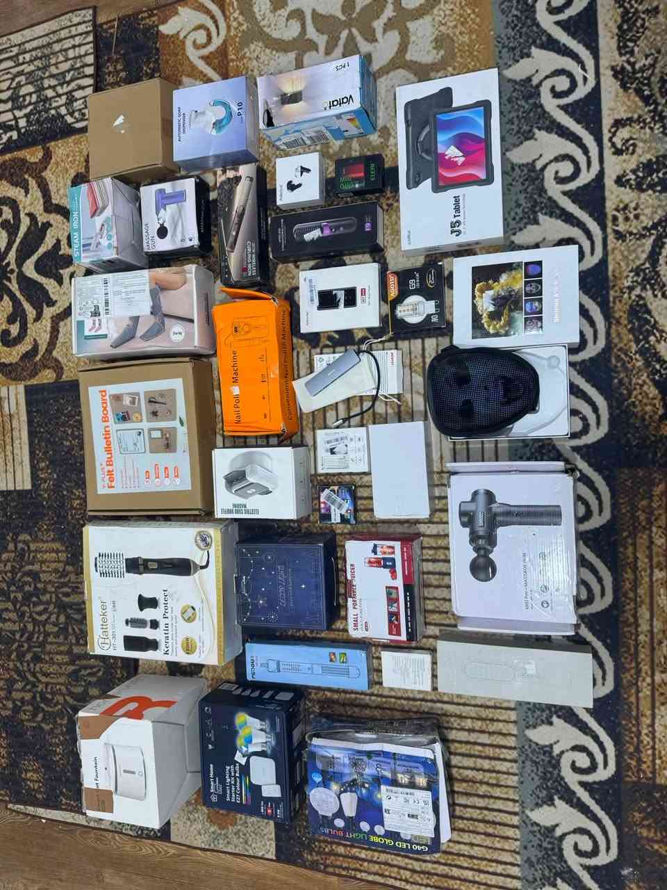 يا الله 
شلعه 32 قطعه الكتروني كله جديد 
مزاد ينفتح عليها من 100 الف 
المو شراي لا يعلق رجاءا 
ينتهي المزاد باجر ساعه 12 الضهر 
وبالعافيه ع الياخذها


**إذا كنت صاحب هذا الإعلان وتريد حذفه لأي سبب، رجاءا أرسل رسالة إلى الدعم الفني**