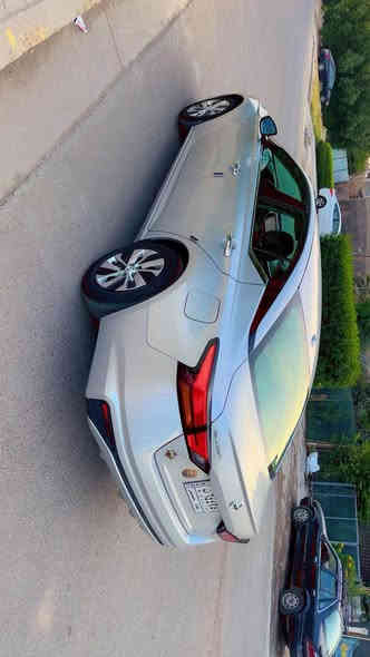 السلام عليكم 
نيسان التما 2019 فئة s وراد امريكي السياره جديده بمعنى الكلمه رقم بغداد تحويل مباشر بعيوني مكان السياره بغداد السيديه وهذا رقمي ***********
مواصفات السياره :.
شاشه جبيره 
فول تحكم ستيرن 
بصمه
داخل لونين 
اشاير مري 
رادر  امامي خلفي 
نظام تحديد مسار 
اوتو ستوب امامي خلفي 
‏carplay
كير اتو + عادي 
دكمه سبورت 
شاشه اعطال ديچتال 
كامره دواره 
حساس خلفي 
نقطه عماء 
حساس تاير +مانع انزلاق
وبعد بيه هوايه مواصفات مذاكره بغداد
