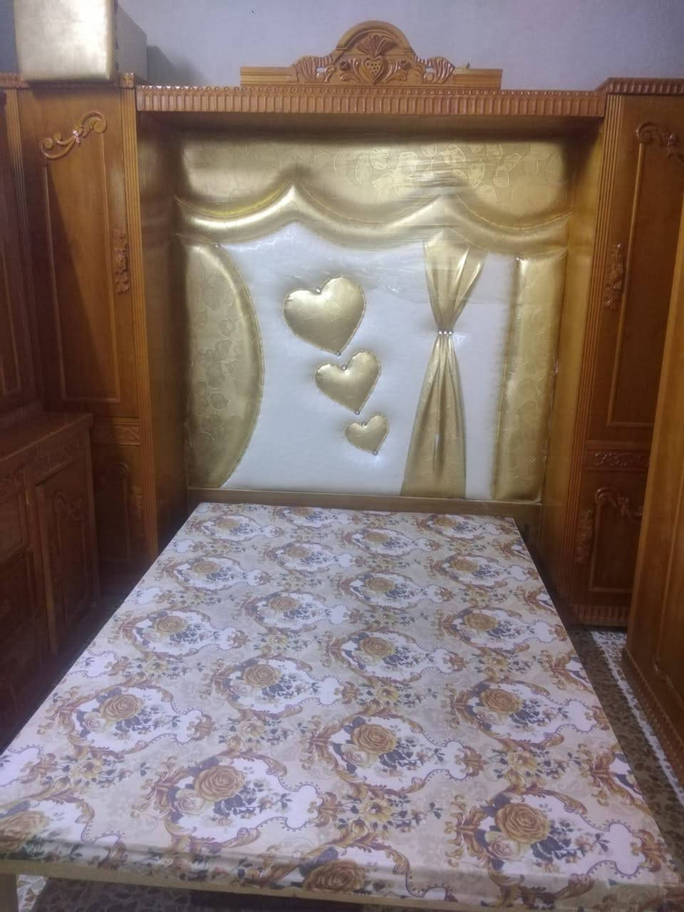 سلام عليكم غرفة نوم للبيع السعر500قفل من اخير، غرفة نظيفه 
***********وتساب
***********
العنوان قضاء تلكيف
