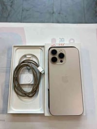 ايفون 16 برو ماكس • ٢٥٦ • بطارية ٩٤%