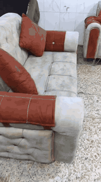 تخم تفصال درجه اولى 10 مقاعد نظيف 
سعره 300 وبي مجال لبياع 
يوجد توصيل بكروه ب واتساب
***********
