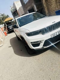 البيع جيب فئه لاريدو معروفه  موصفات موديل 2023 رقم مميز الستفسار 07729...