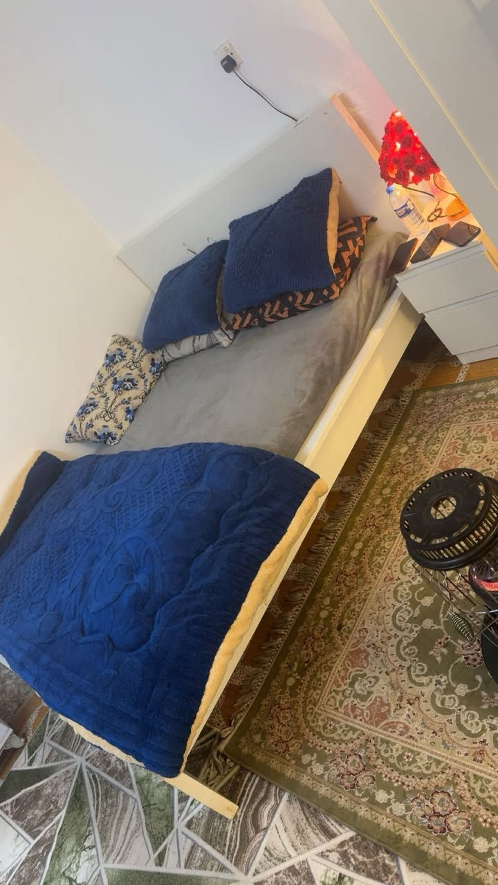 غرفة نوم للبيع ماركة ايكيا  مستعجل بداعي سفر ماخذته ب ٣ مليون تكمه ماركه خشبMDF للبيع بسعر ٧٥٠ الف


**إذا كنت صاحب هذا الإعلان وتريد حذفه لأي سبب، رجاءا أرسل رسالة إلى الدعم الفني**