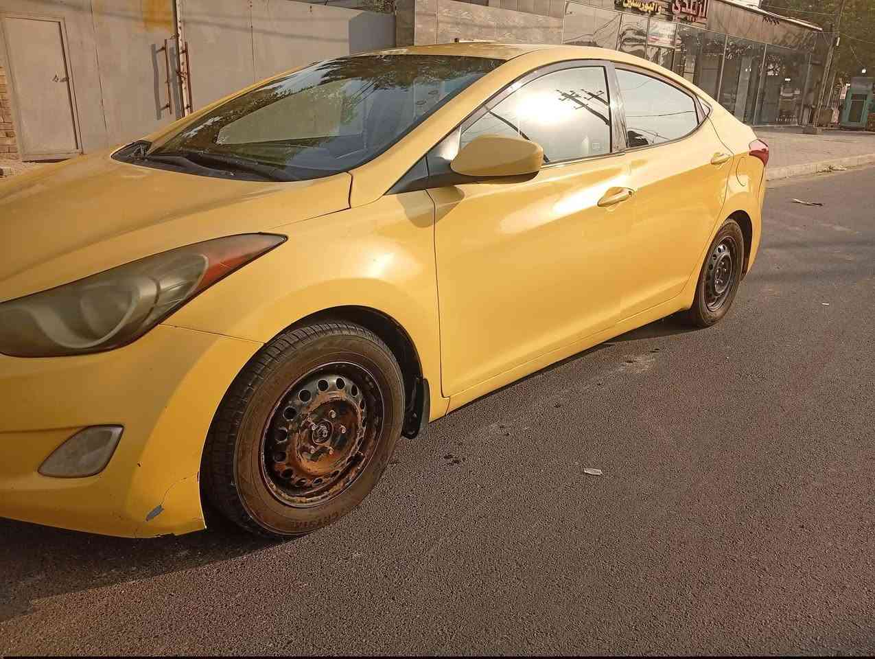 السلام عليكم النترا موديل 2013 وارد امريكي حادثه جاملغ ايمن مبدل   1800 مكينة وكير خير من الله  تدفئة كشنات تحكم  جهتين تبريد شغال  بسمي مكان بغداد سعر 85 وبيه مجال للتفاصيل  ***********
