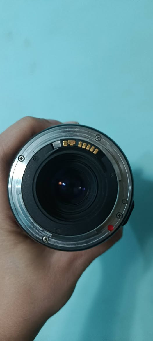 Sigma 75-300mm f/4-5.6
للبيع


**إذا كنت صاحب هذا الإعلان وتريد حذفه لأي سبب، رجاءا أرسل رسالة إلى الدعم الفني**