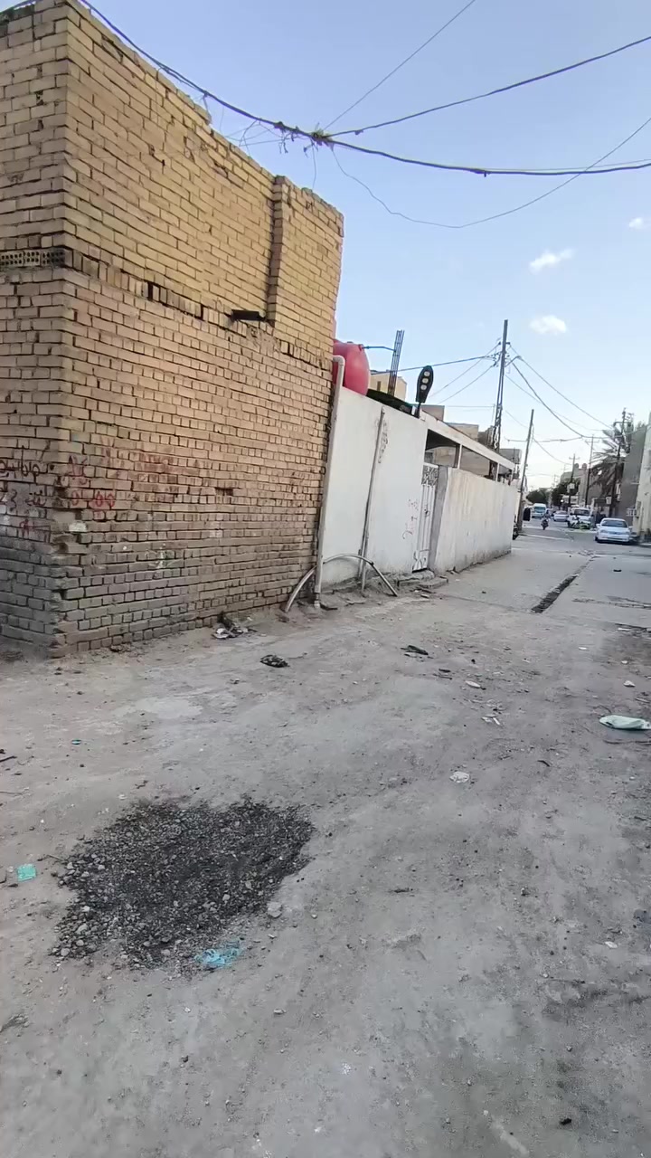 سلام عليكم بيت افي طويريج. طابقين  المساحه 60متر الإستفسار عل هذا رقم ***********
