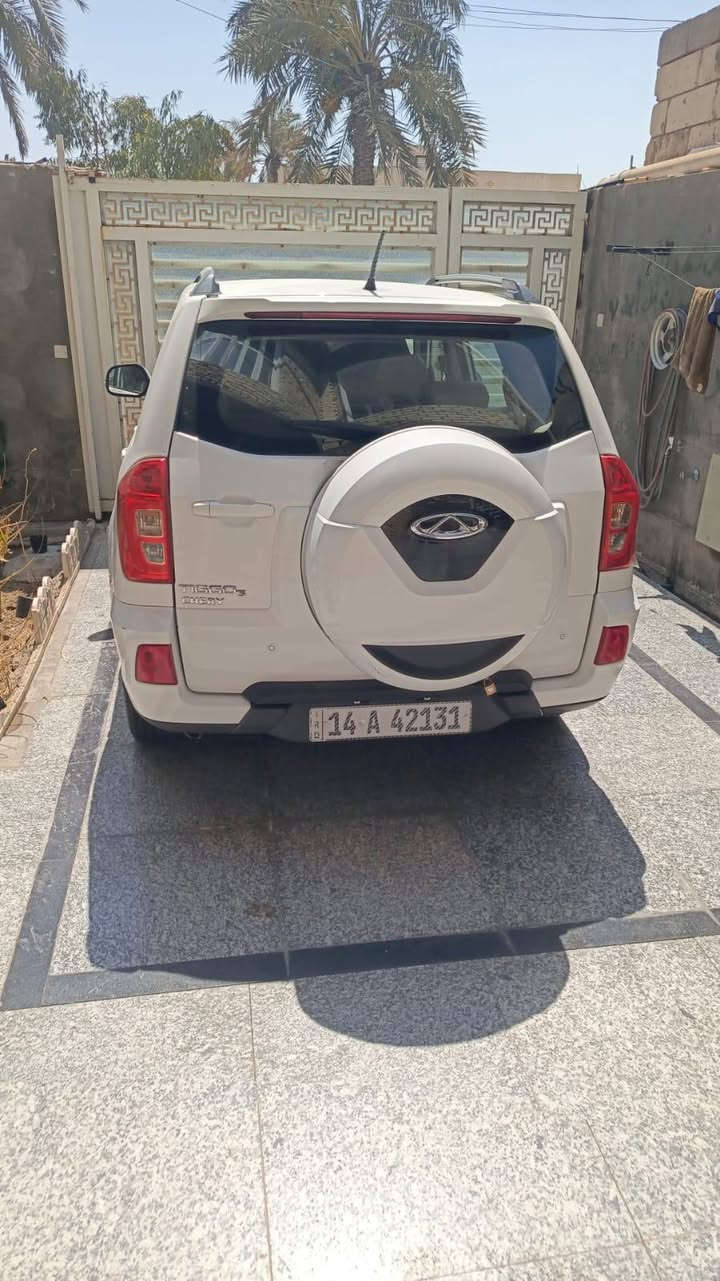 السلام عليكم سيارة تيكو 2018 للبيع رقم بصره نكليزي تحويل.. مكينه وكير كفاله. البدي بي شوف العين بي تلحيضات بسيطه.. السعر 90 وبي مجال. الرقم***********
