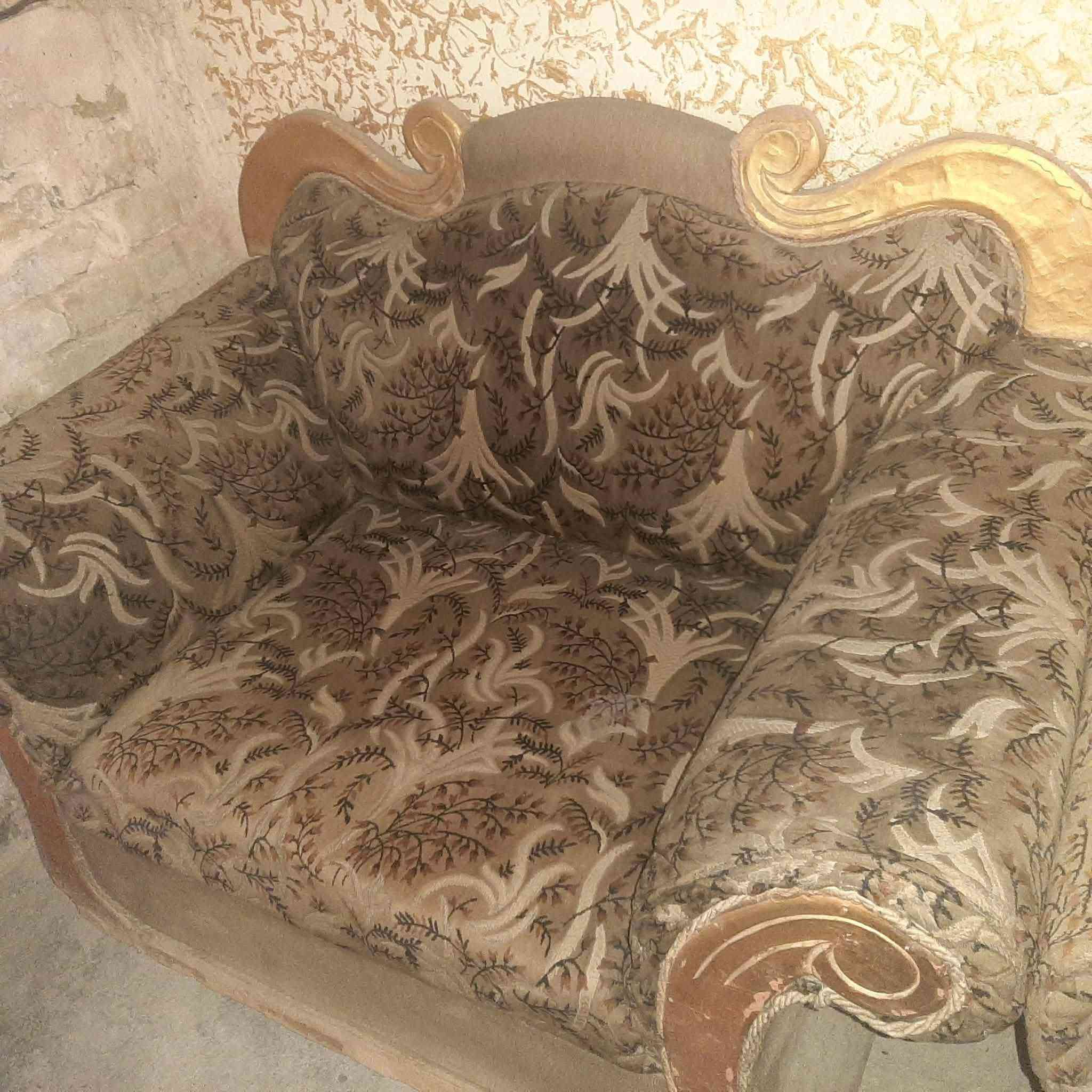 زوج ثريات جدد ب60 الف 
تخم 5 مقاعد زان مابي اي ضرر بس يحتاج غسل 85 الف
طبلات جدد 4 ب60 الف 
تراث البياع


**إذا كنت صاحب هذا الإعلان وتريد حذفه لأي سبب، رجاءا أرسل رسالة إلى الدعم الفني**