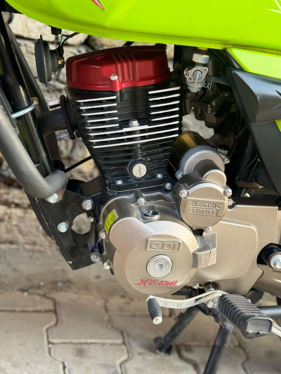 سلام عليكم دراجه شاينك 23 اوراق كامله اصولي دراجه خير من الله مكاني بغداد سعرها 950 وبيها مجال 
تواصل : واتساب ***********
