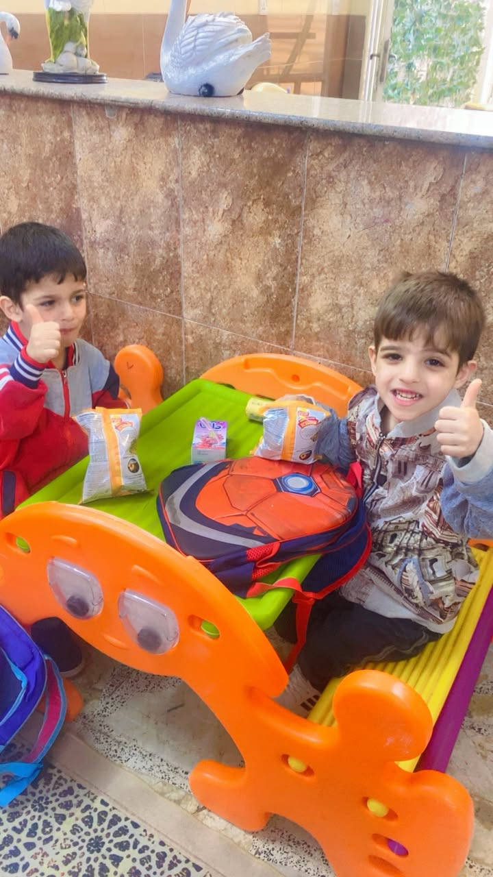 🎀✨ إبداع بأيديهم الصغيرة! ✨🎀

في نشاطنا اليدوي الجديد، صنع الأطفال اشكال رائعًا باستخدام الخيال والألوان وأدوات بسيطة!

مشهد مدهش… وأيادي صغيرة صنعت فناً ينبض بالحياة 💙🌿

🎨  تعلمنا معهم : 
✔️ خطوات التصميم والابتكار
✔️ إعادة التدوير بطريقة ممتعة
✔️ العمل الجماعي واللمسة الفنية 👩‍🎨👨‍🎨

كل خطوة كانت حكاية... وكل طفل هو البطل! 🌈

تابعونا لمزيد من الأنشطة التي تنمّي الإبداع وتجعل التعلم لعبة مسلية

العنوان: بغداد - الشعب - حي المصطفئ - قرب صيدلية لوز 

للاستفسار والاتصال:
☎    ***********

#روضة_وحضانة -فراشة -السلام -الاهلية
#صغار_اليوم_قادة_الغد
