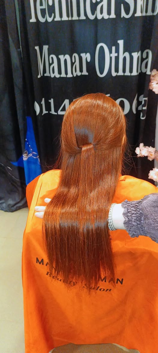 "بوتكس الترميم الملكي" من مورا كوين:
​👑 سر الشعر الملكي: ثنائية الفخامة والترميم المكثف من Mora Queen! 👑
نقدّم لكِ الحل الجذري والنهائي لأقوى ترميم وعلاج للشعر التالف والمجهد.
​✨ Botox Gold Vitamins (1 Liter)
بوتكس الذهب والفيتامينات، العلاج الاحترافي المتكامل لإعادة حيوية الشعر ولمعانه.
​تركيبة ملكية مدعمة بـ: Olaplex لحماية الروابط، Vitamin E للتغذية، Fiber Hance لتقوية البصيلات، وزيت جوز الهند لترطيب عميق لا يضاهى.
​✨ Vita Mix - Hair Ampoule (50ml)
أمبول الفيتامينات المكثف، قطرات سحرية تمنح شعركِ القوة، النعومة، واللمعان الفوري من الجلسة الأولى.
​🌟 لماذا تختارين مجموعة مورا كوين؟
​ترميم فوري وعميق: يعالج التقصف والهيشان ويعيد بناء الشعر التالف من الجذور حتى الأطراف.
​فرد علاجي آمن: يمنحك مظهر الحرير الطبيعي بلمعة الذهب البراقة.
​حماية قصوى: يحمي الشعر من العوامل الخارجية والمواد الكيميائية بفضل تقنية أولابلكس وفايبر هانس.
​شاهدي الفخامة بنفسك واجعلي شعرك تاجاً يستحق الدلال الملكي! 🫅✨
​📞 للحجز والاستفسار، تواصلوا معنا الآن عبر الرسائل 
تحت إشراف: م/ محمد حازم


**إذا كنت صاحب هذا الإعلان وتريد حذفه لأي سبب، رجاءا أرسل رسالة إلى الدعم الفني**