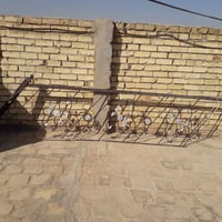 محجر درج للبيع الطول ٣  متر نضيف  وكامل السعر ٤٠ والشراي يدلل ٠٧٧٣٢٠٦٠...