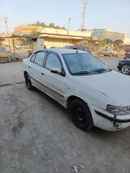 سلام عليكم سمند للبيع موديل ٢٠١١ السياره حلو أو كاعد  السياره بيه بس خياست موضح بل صوره مكينه أو كير كفاله عامه عده ضربه بل خشم ما وصله شاصي السعر  36
