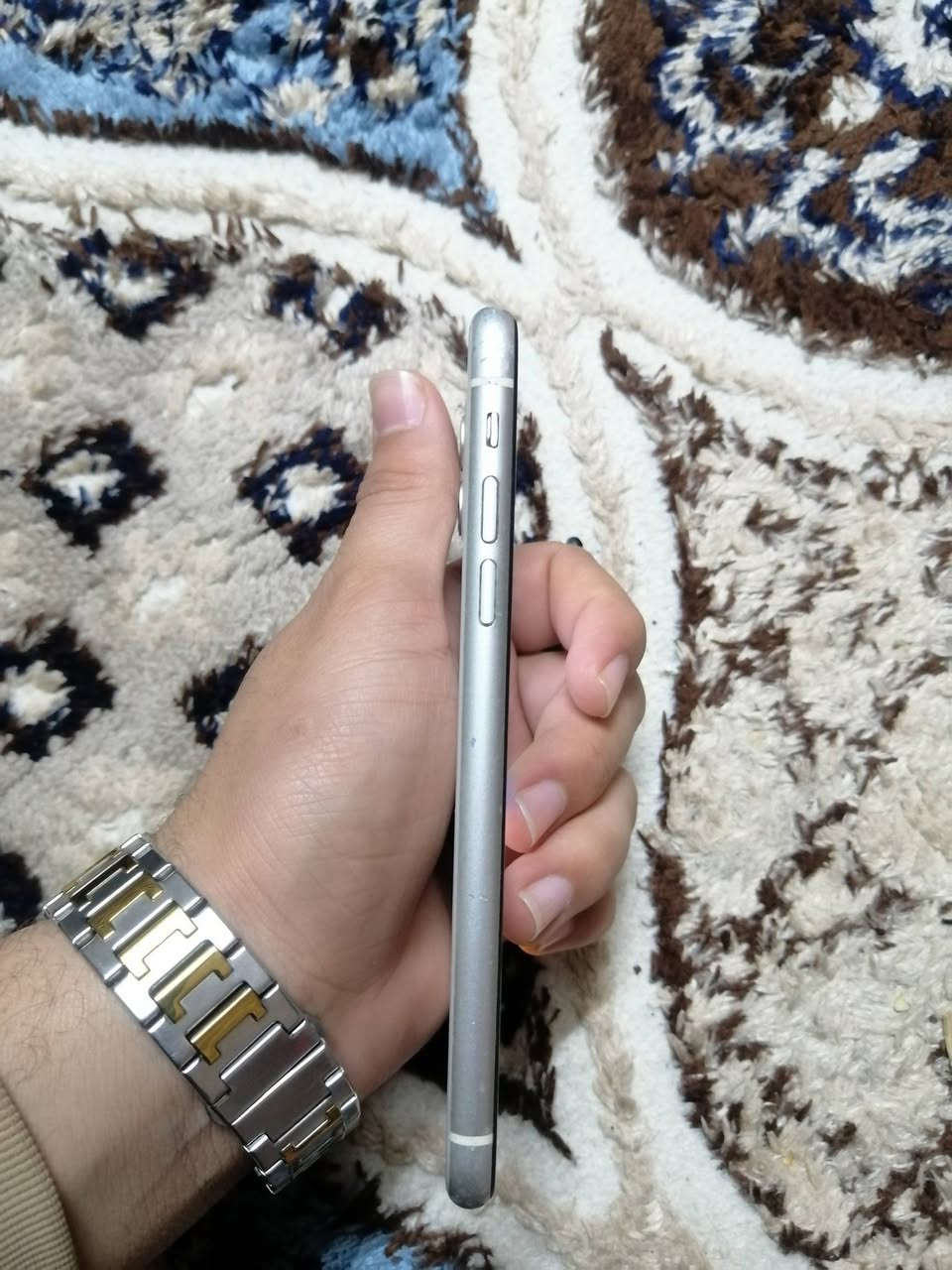 ايفون ١١ عادي
ذاكرة ١٢٨
بطارية ٧١
مبدل فقط شاشة بلادية
الفيس ايدي شغال جهاز كامل
السعر ٢٧٥ الف
كركوك ٥٨
متواجد فيس او اتصال ***********
