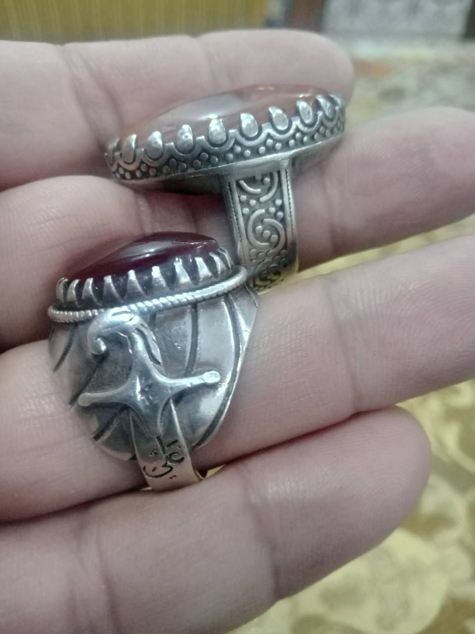 قطعتين ١٢٥ قطع حلوه وانتيك


**إذا كنت صاحب هذا الإعلان وتريد حذفه لأي سبب، رجاءا أرسل رسالة إلى الدعم الفني**