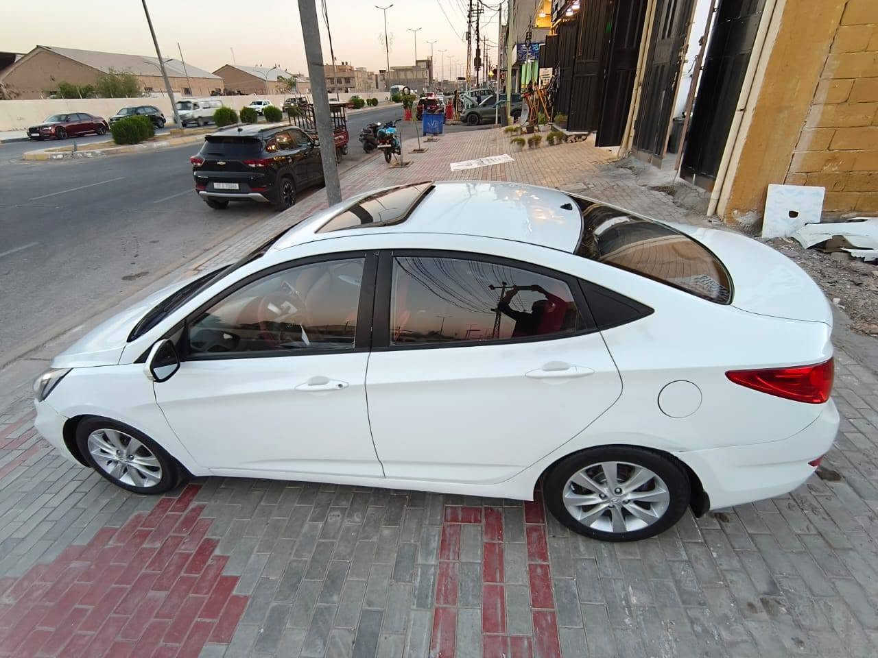 سلام عليكم سياره نوع اكسنت موديل 2014خليجي فوال
موصفات واحد عل واحد سياره جديد مكفول كفاله عام 
 جهازه مكينه كير حداديه تخم تاير  مكينه 1600 السعر 87مكاني كربلاء رقم الهاتف ***********
