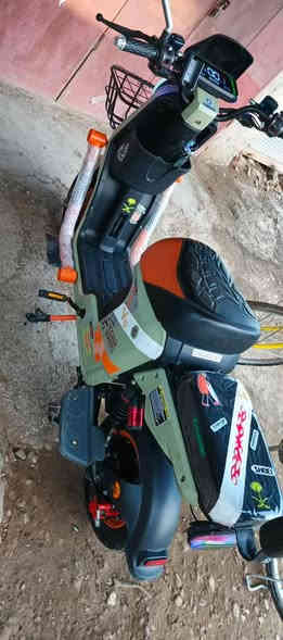 مأطور شحن للبيع جديد ٥ بطاريات كبار جدد عل فحص كامل مابي اي نقص ٢٠٢٥ نضام بك فول السعر ٤٠٠ بي مجال العنوان ديالى ابي صيدا ***********
