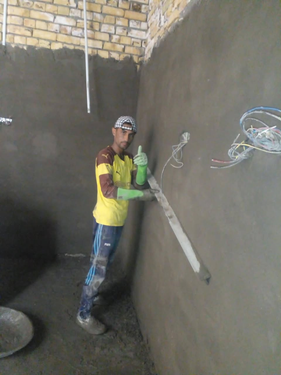 جزئ من عملي
خلفه لبخ وبياض والواح بورسلين ومرمر وگرانيت  وسيراميك ارظي وجداري ودرج فر وعدل  اشتغل بالسمنت وماده اشتغل بأليزر وصلايب والتزام بل عمل متفرق حاليأ مراسله اواتصال ***********
