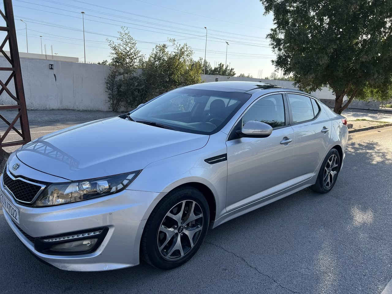 سلام عليكم عندي اوبتما خليجي فول مواصفات Vip مكفوله من الصبغ والتبديل عدا بارد جدا بسيط موضح بالصوره المواصفات بصمه بانوراما خزن ميموري مكينه 2400 بلاديه جلد لدا امامي خلفي حساس كاميرا تبريد قطعتين رقم بغداد الجديد رايده 127 وبيه مجال رقمي *********** مكاني بغداد حي الجامعه او المنصور
