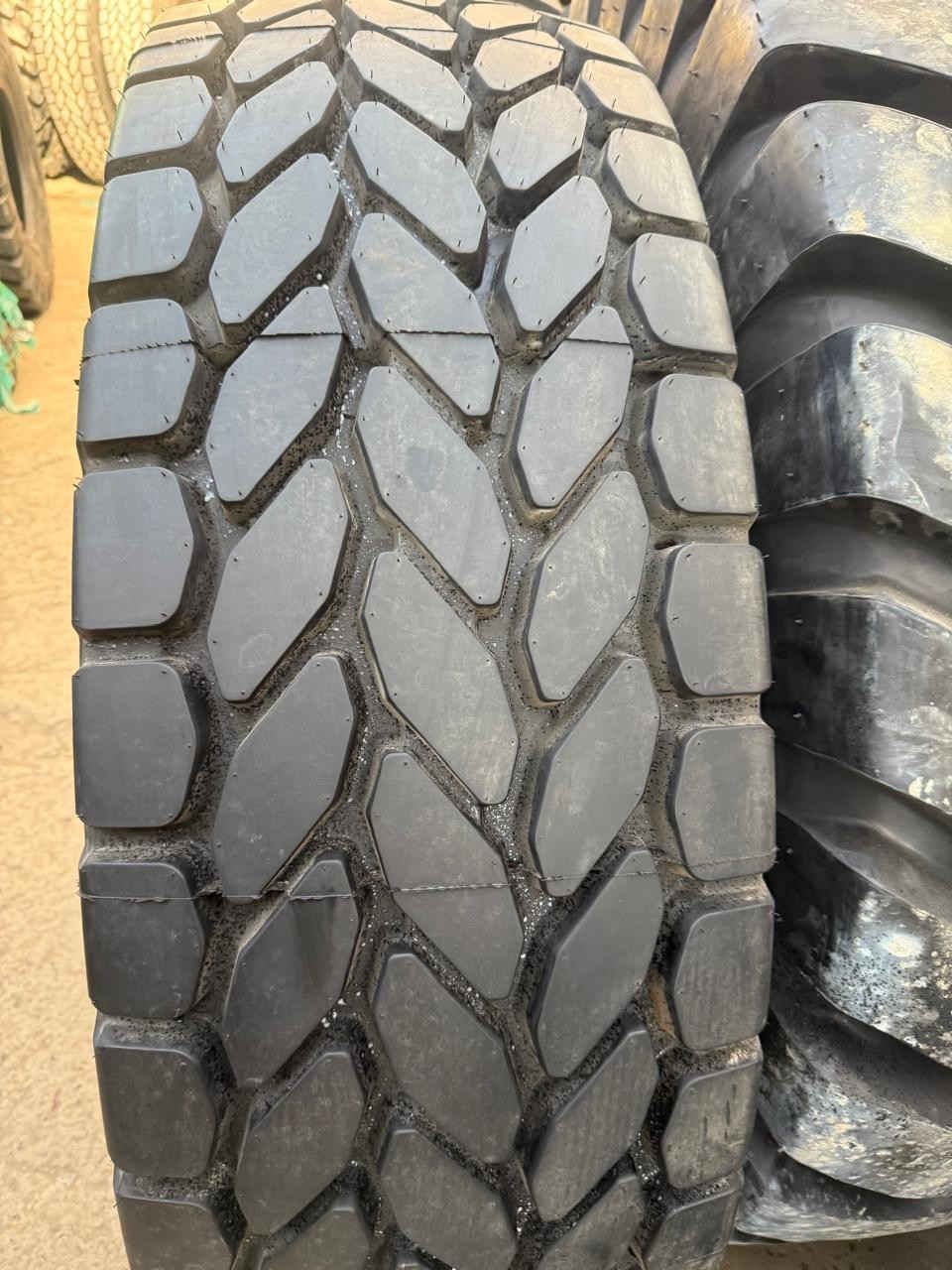 تم وصول اطارات دبل كوين  1600R25 
درجه اولى 
انتاج 2024
ثلاث نجمات 
العنوان بغداد مجمع مشن طريق معسكر الرشيد
*********** 
‏‪***********‬‏
***********
