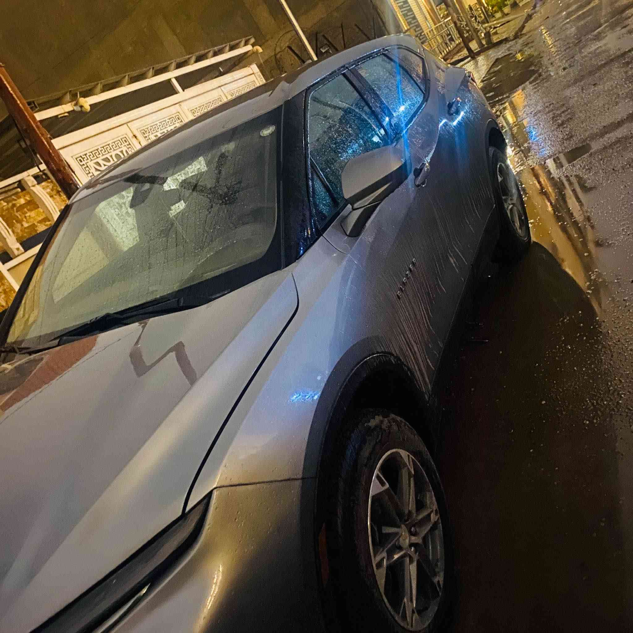 السلام عليكم شفروليه بلايزر 2023 رقم اربيل باسمي تحويل ثاني يوم ماشيه 20 الف ميل جديده ب معنى الكلمة حادثه بدايه البنيد صبغ فقط بدون شواصي بدون دواخل كير ومكينه مكفول مكينه 4 سلندر السعر 195 وبيها مجال بسيط 
للاستفسار 
متواجد واتساب 
*********** بغداد, العراق
