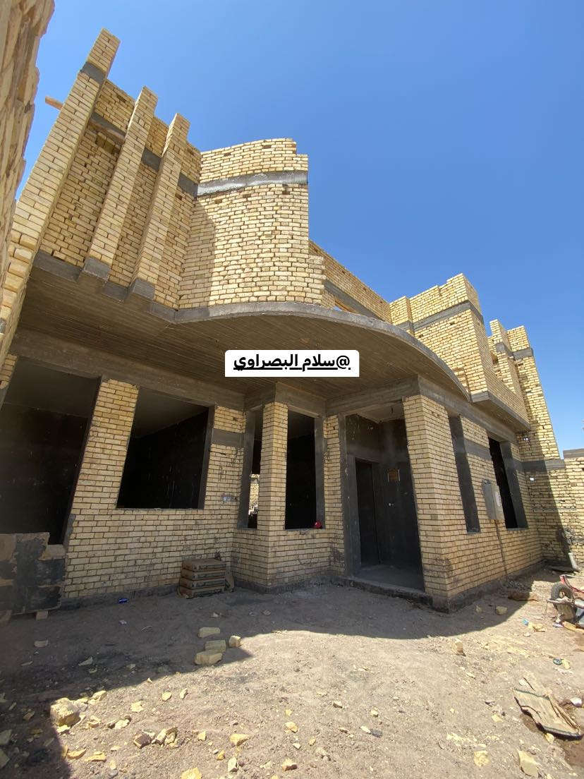 #الحمدلله
تم اكمال بناء الطابق الاول في منطقة /الطوبة والنخيلة افراز النفط مساحة القطعة 250mعمل درجة اولى طابوك انچگتر الطيب سلام البصراوي
***********
