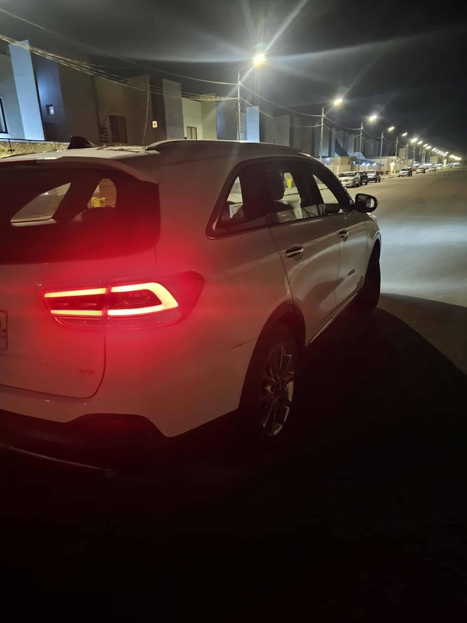 السلام عليكم سورنتو 2018 خليجي فول 1/1 السيارة بيه صبغات رقم بغداد مشروع وطني تحويل ثاني يوم مكاني نجف سعر 180 وبيه مجال بسيط حك الجية للاستفسار ***********
