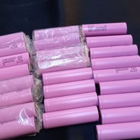 بطارية ليثيوم • سامسونج • ٢٥ قطعة