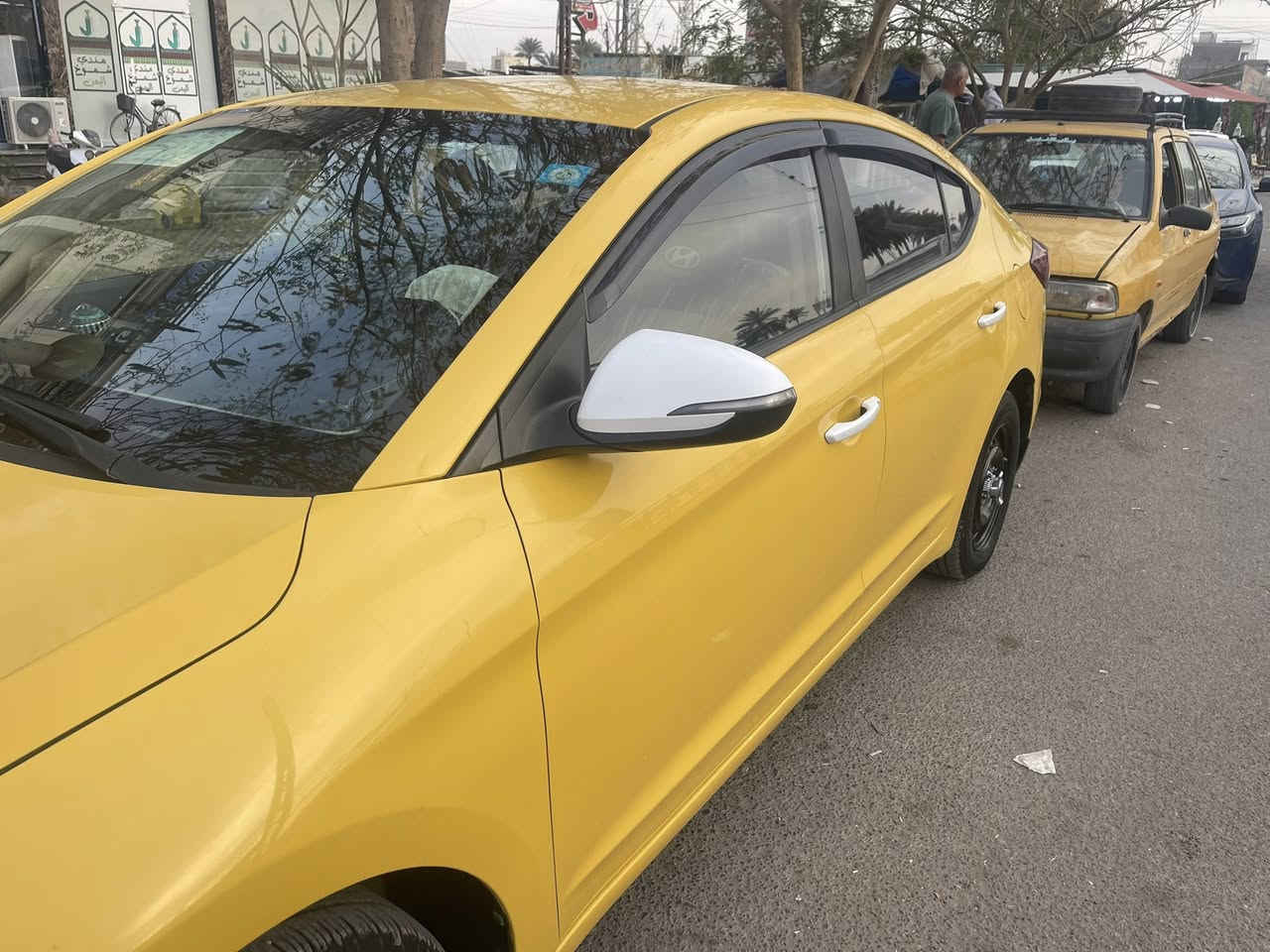 سلام عليكم
النترا موديل 2019 خليجي للبيع 
مكينه 2000كير اي تي 
كير مكينه مكفولات 
تبريد قطعتين 
لايتات ال دي 
سياره جاهزه 
مصفر هيئه وغرامات 
رقم بغداد دولي بسمي 
مكانه سلمان باك المدائن 
(***********)
سونار مرفق (سعره 140 وبيه مجال
