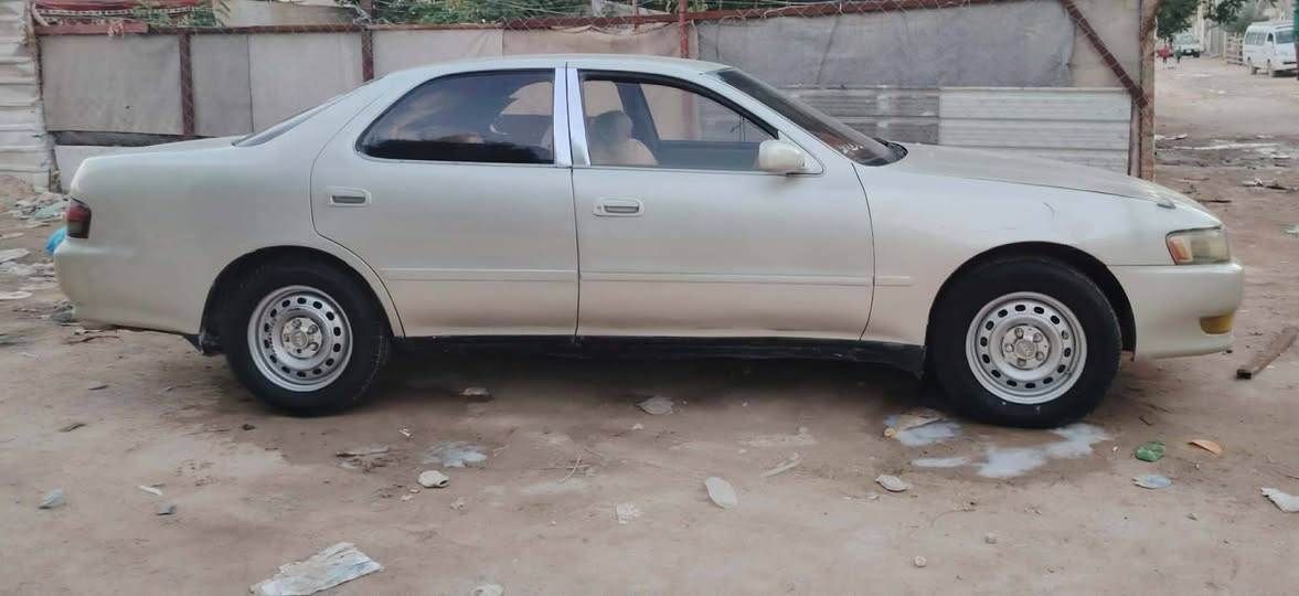 السلام عليكم
لبيع كرستا موديل1994
مكفوله من الكص والاصوليات 
جديده السياره جاهزه السياره ثاني يوم مداور
السعر 50 وبيه محال
مكانه نجف 
للاستفسار ***********
