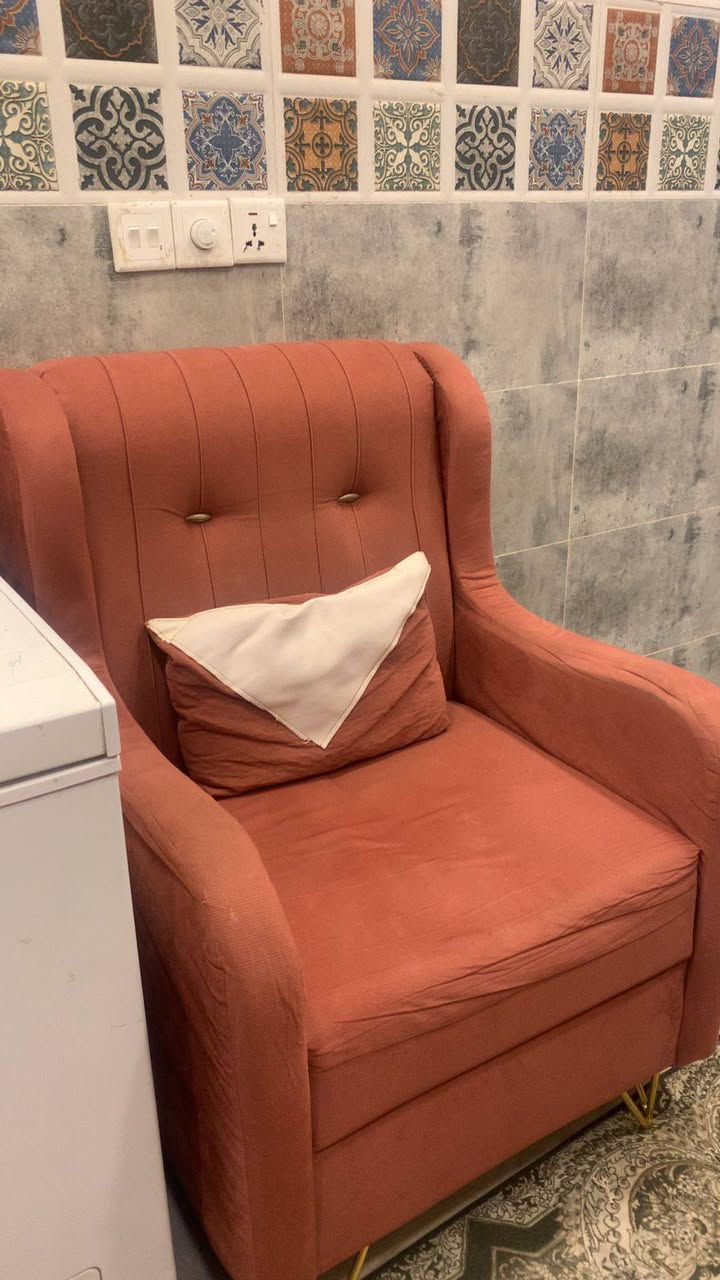 بنات قنفه جبيرة وكراسي 2 للبيع الي يريدهن تفوت خاص وتدللون مكاني بوعيثه حالتهن نظيفه جدا وسعرهن مناسب 
***********
