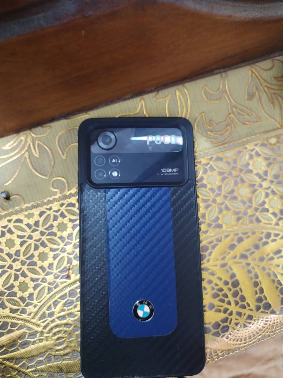 جهاز بوكو ×4 برو ذاكرة 256 بدل شاشه وكاله الاصليه سعر 165 وبي مجال بصيط مكان كوت سياسين ***********
