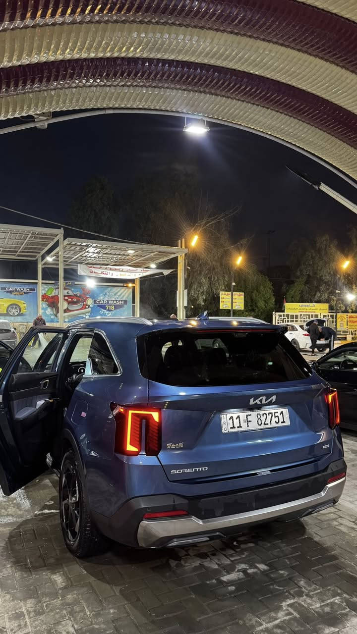 سلام عليكم 
سورنتو 2025
Sx prestige hybrid
اعلى مواصفات بالسورنتو 
1/1
ماشيه 950 ميل سياره زيرو 
حادثه شباك دعاميه بدوون اي ايرباااك كله سليم 
مرقمه بغداد 
سعر 
310
وبيه مجال لشراي 
***********
متوفر واتساب
