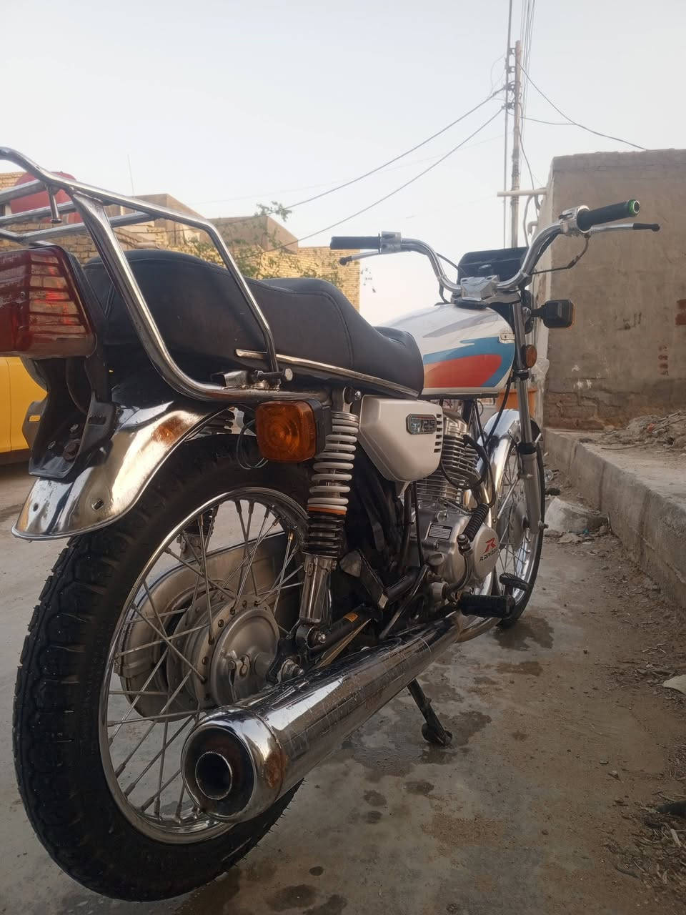 دراجه كلك للبيع مكينه رابيدو صالي ست اشهر من عمرناهة شرط تفيلس ما فيلسه السعر 650 وبي مجال مكاني الناصرية سوق الشيوخ ***********
