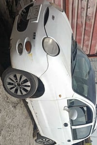 عندي سياره كيوكيو ...رقم بغداد اريد ابيع ارقام07724034187اتصل او واتسا...