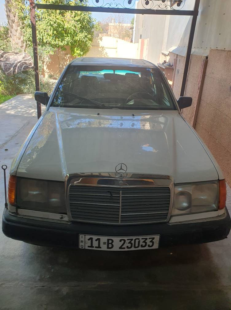 مارسدس دب موديل 1988 محرك بطه ثنين ونص 
رقم بغداد تحويل مباشر مشروع وطني مكان السياره كركوك *********** كركوك, العراق
