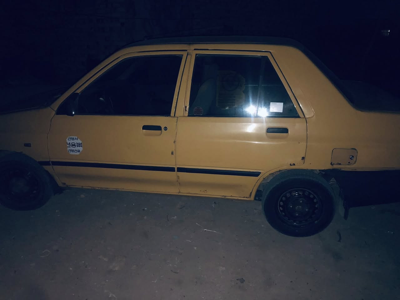 السلام عليكم سايبه للبيع مديل15كفاله من الضربه وكير ومكينه خياسات بصيطه سياره بلاد السعر27مجال بسيط قادسيه سنويه28مصفره هيئه وغرامات***********
