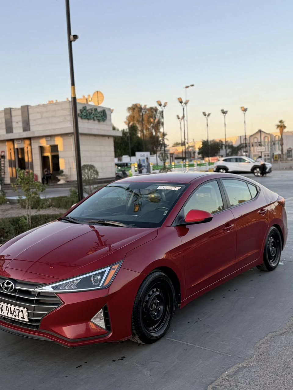 النترا موديل 19 وارد امريكي 
لسياره قطعه (وحده صبغ) جاملغ خلفي بدون دواخل موضح بصور 
لمواصفات نص فولل 
رادار امامي 
شاشه كبيره 
تحكمات ستيرن 
3 انظمه قياده 
وباقي لمواصفات 
كير مكينه صدر كفاله 
السعرر ((( 137 )))💎وبيها مجال 
مكان السياره شارع فلسطين 
***********
