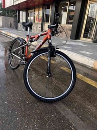 بايسكل جبلي نضيف جدا مثل مشوف بلمنشور  يحتوي على تبديل نمط المشي سعر 9...