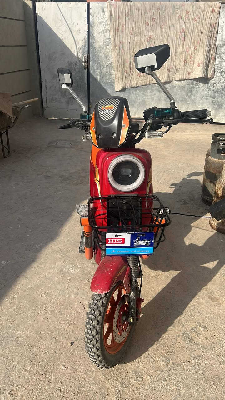 سلام عليكم دراجه شحن للبيع 5بطاريات صار 10ايام من مشتريه دراجه بعده جديده مكاني بغداد ابو غريب السعر 600وبيه مجال 🔔***********
